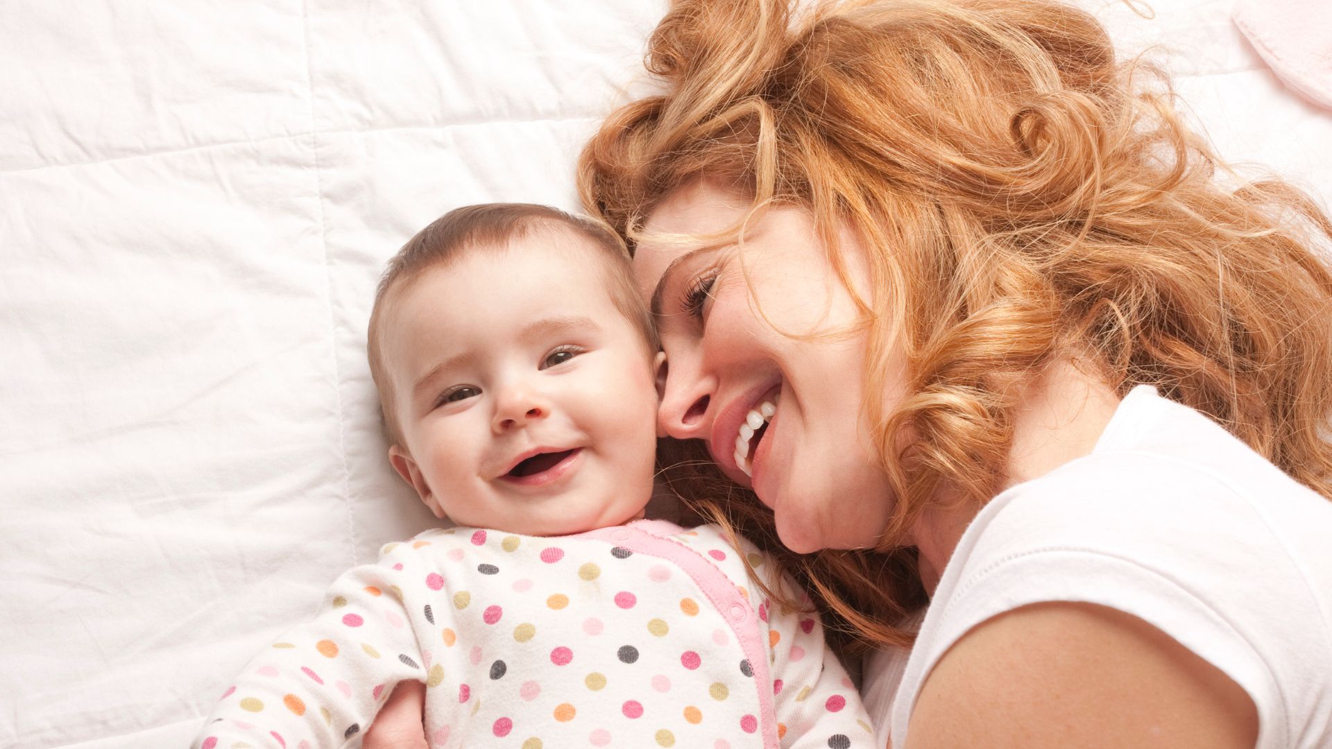 Candidaway - mamma con bambino neonato