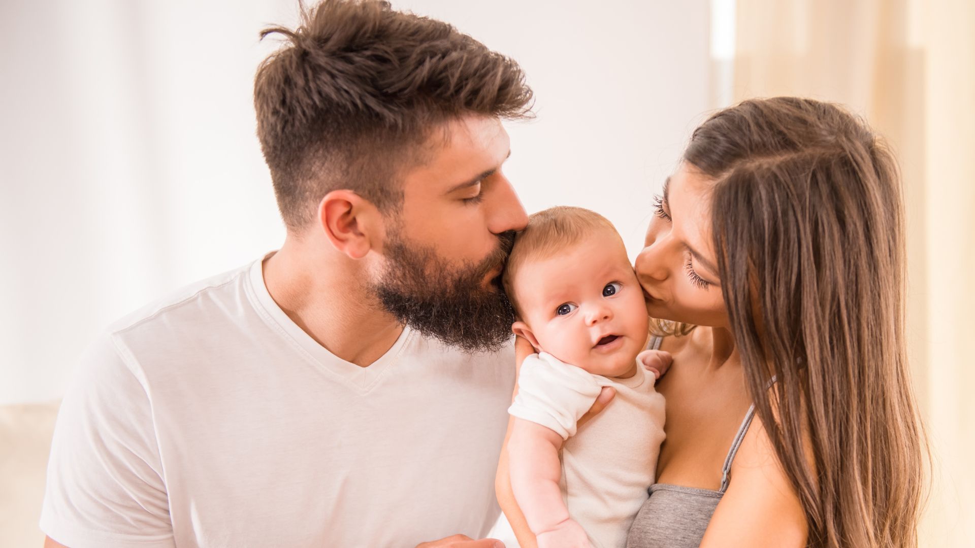 Candidaway - coppia con bambino neonato